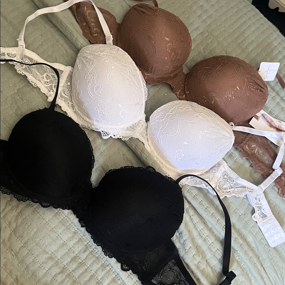 NWT 3 Pack Lace Push Up / Strapless Bras (36C)